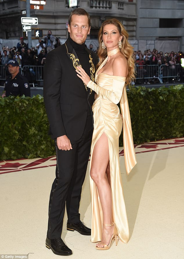 Loved up: The loved up couple were adorable as they held their arms around each other