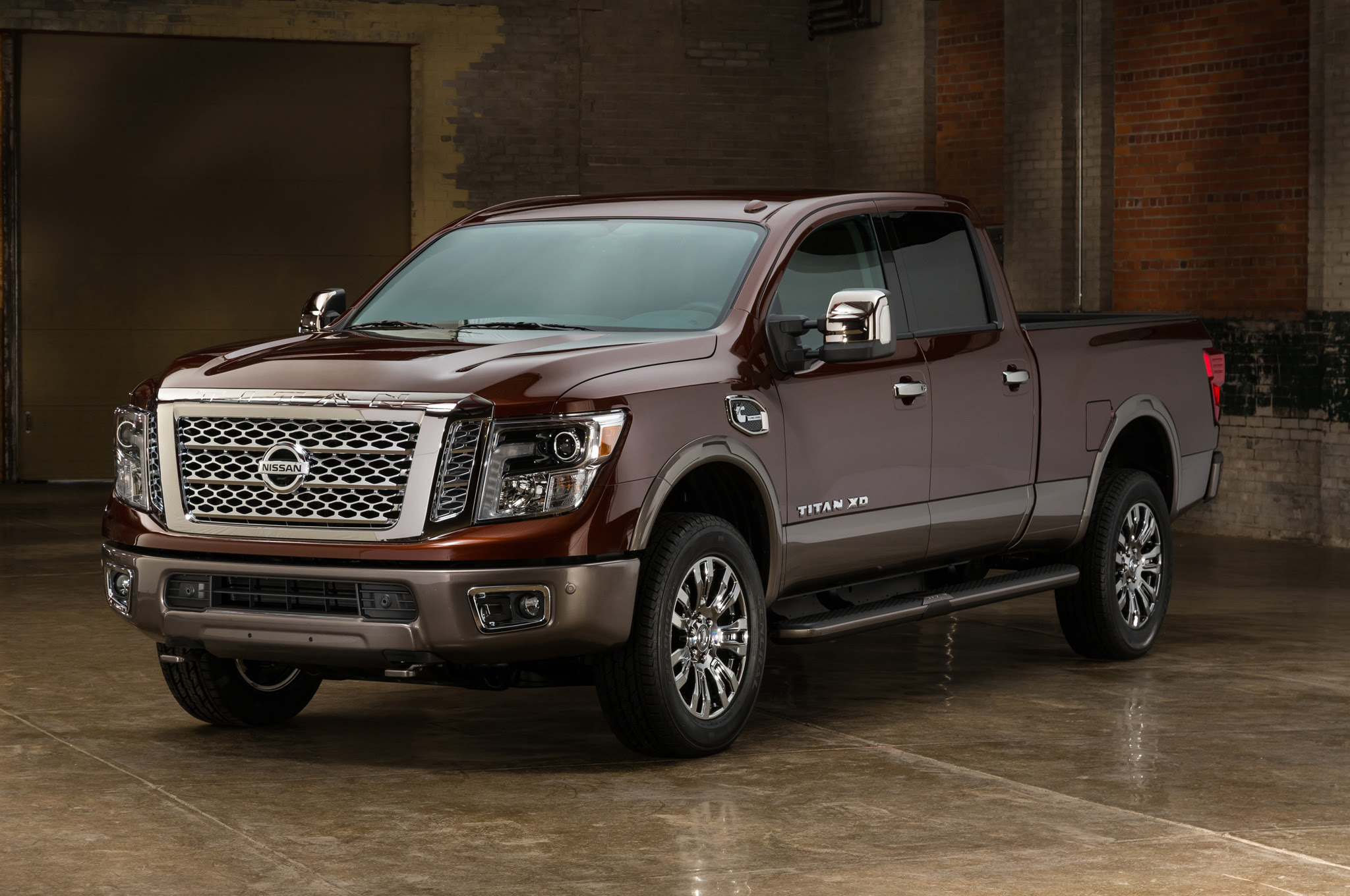 2016 Nissan Titan XD Gas V-8 Review 2016 Nissan Titan XD Gas V-8 Review