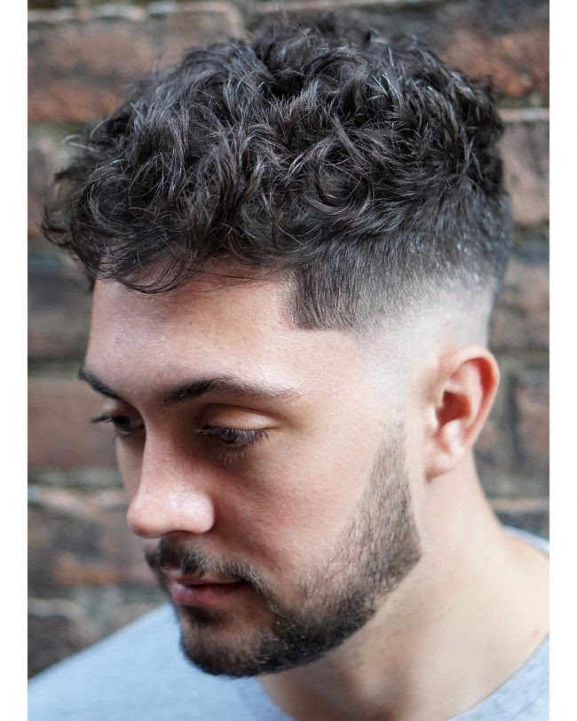 Messy Lazy Medium Length Hairstyle For Men Men Hairstyles