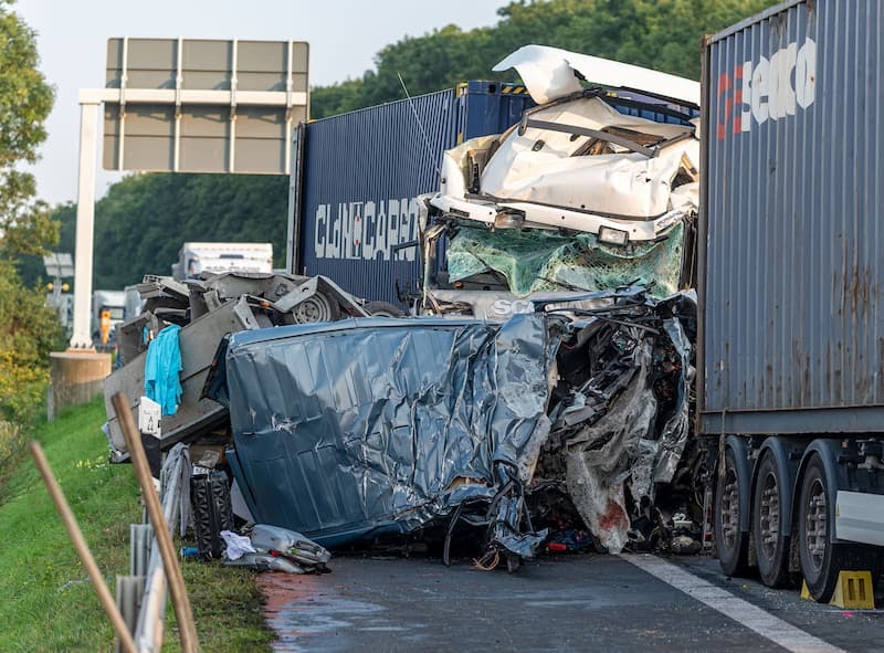 Aktuell Unfall A2 Heute Nachmittag Krysfill Myyearin