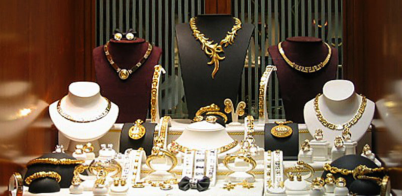 Featured image of post Costume Jewelry Repair Near Me - Find great deals on ebay for vintage costume jewelry repair.