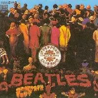 Curioso experimento del japonés Jun Fukamachi, una versión electrónica del SGT. PEPPER con la misma portada pero con TODOS los personajes de espaldas