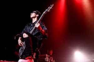 イメージカタログ ぜいたく Spyair ライブ 服装