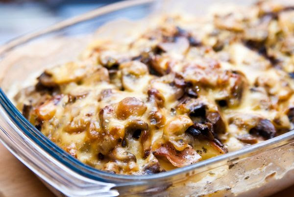 Hungry? This Creamy And Cheesy Mushroom Potato Casserole Will Make Your Mouth Water