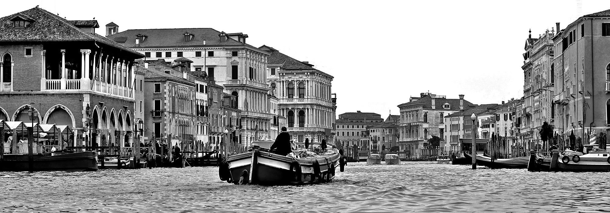 a0002: Venice in black / white