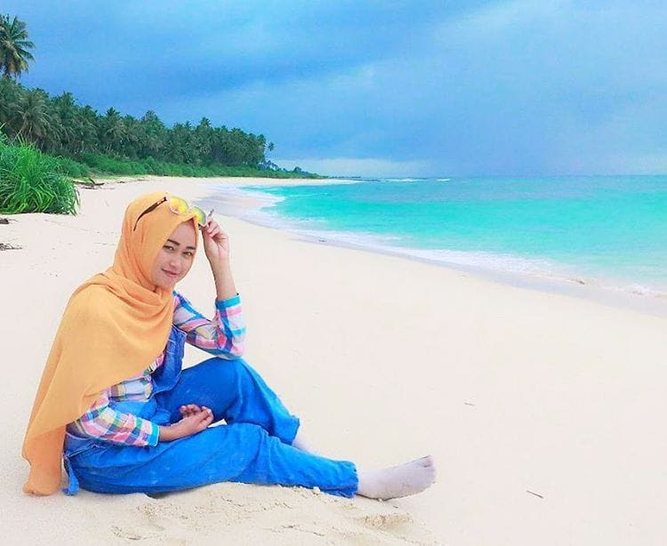 Mery Kenalkan Keindahan Objek Wisata Simeulue Lewat Selfie Acehnews Net