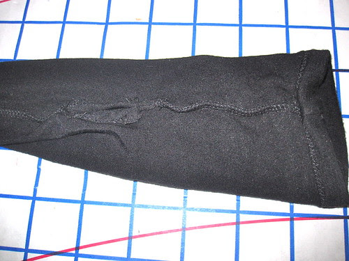 Thumbhole