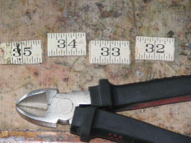 Ruler Charm 010
