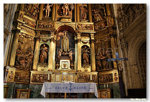 Detalhe do Retábulo-mor da igreja de S. Miguel Arcanjo by VRfoto