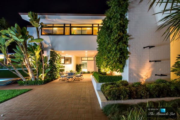 Modern home exterior