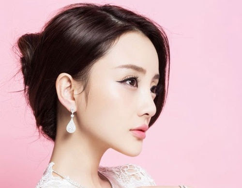 NÂNG MŨI CẤU TRÚC 4D CÓ GIÁ BAO NHIÊU?