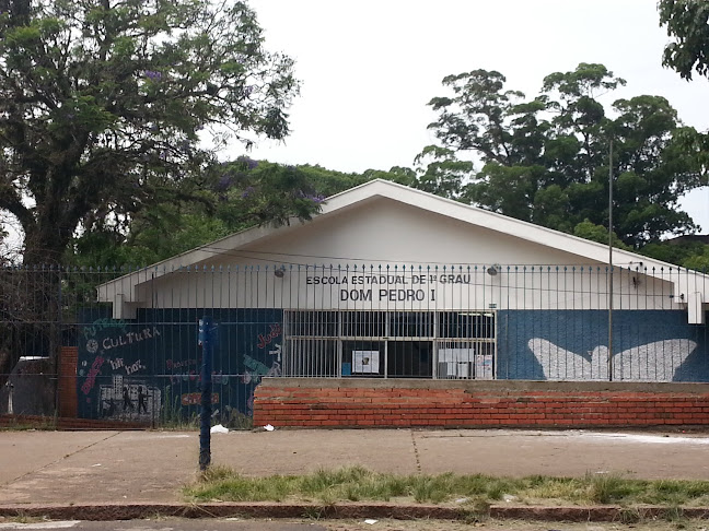 Avaliações sobre Escola Estadual de 1º Grau Dom Pedro I em Porto Alegre - Escola