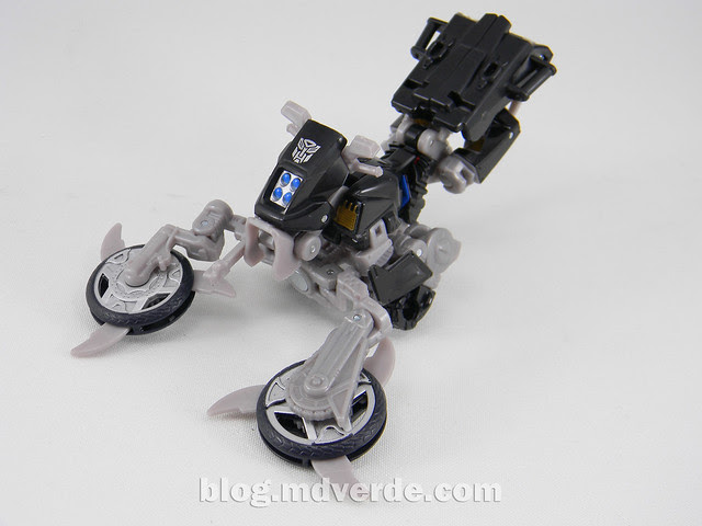 Transformers Tailpipe & Pinpointer DotM Human Alliance Scout - modo arma