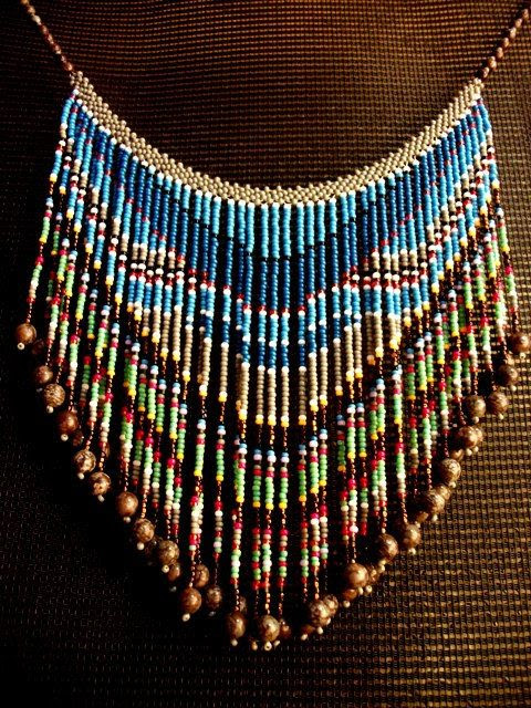 http://www.pinterest.com/pin/58828338856817146/ Hand Beaded Bib Necklace by Rs4U.