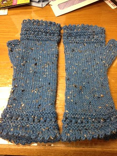 Reading mitts