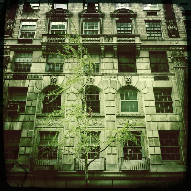 A Scene from April