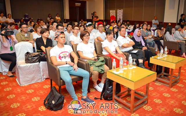 NTV7 Listen to The World 聆听世界 ft Debbie Frederick Adrian Karena Leslie Aenie Lawrence Kyo Jan