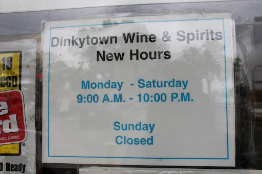 Liquor Store «Dinkytown Wine & Spirits», reviews and photos, 1412 5th St SE, Minneapolis, MN 55414, USA