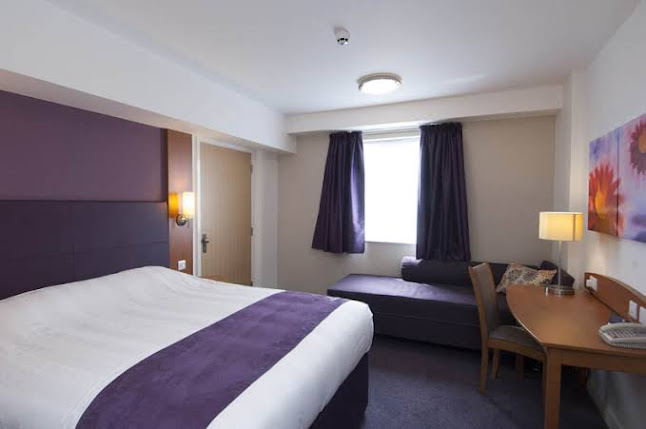 Premier Inn Leicester (Forest East) hotel Open Times