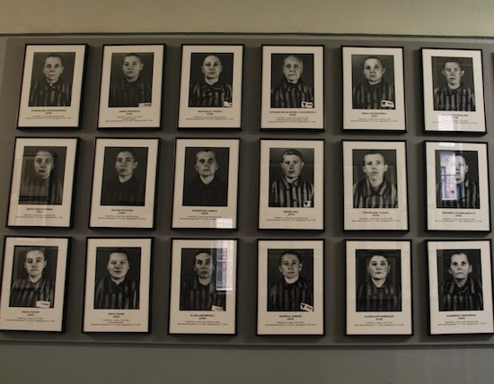 Reclusas en Auschwitz-Birkenau./ Cristina E. Lozano