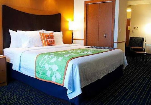 Hotel «Fairfield Inn & Suites by Marriott Tampa Fairgrounds/Casino», reviews and photos, 6720 Lakeview Center Dr, Tampa, FL 33619, USA