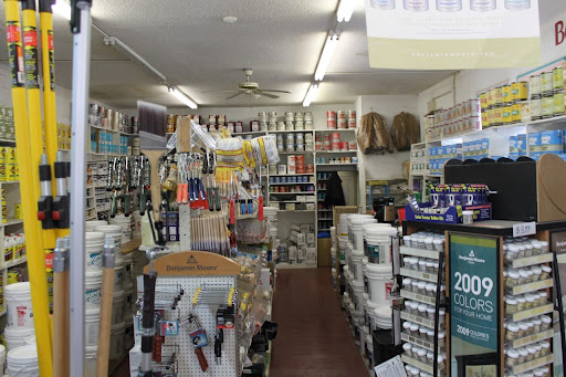 Paint Store «C & G Floor Finishes & Paint», reviews and photos, 1101 N Ashland Ave, Chicago, IL 60622, USA