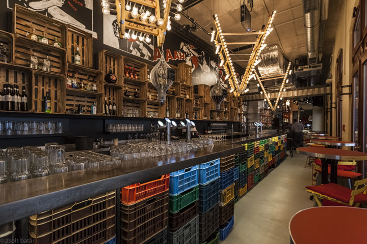 Spiler bistro pub, Budapest » Retail Design Blog