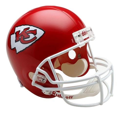 Laura0102: NFL Kansas City Chiefs Deluxe Replica Football Helmet