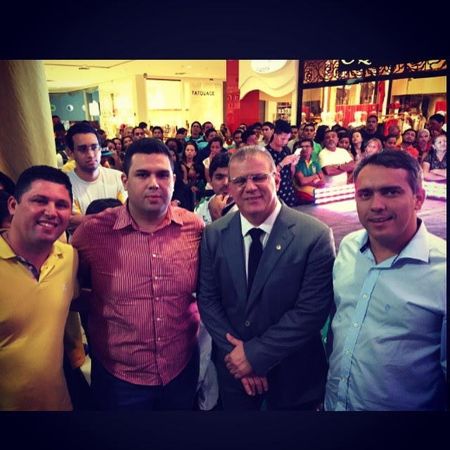 Presidente Sergio Frota com o deputado Fabio Macedo, o prefeito Hernando Macedo, de Dom Pedro, e o secretário de Esportes, Márcio Jardim
