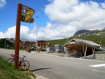 Ligne d'arrivée en haut de l'alpe d'huez
