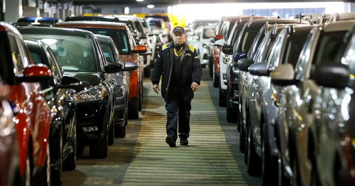 budget-car-rental-toronto-airport-ex-employees-reveal-ripoffs-at