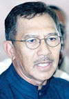 Datuk Seri Azmi Khalid