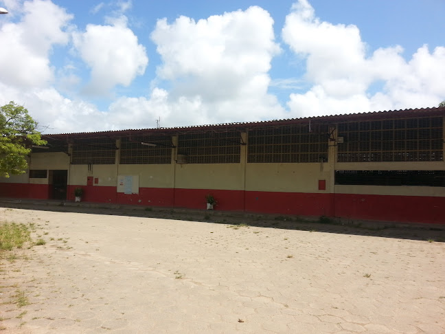 Avaliações sobre Escola Municipal Profissional de Beberibe em Recife - Escola
