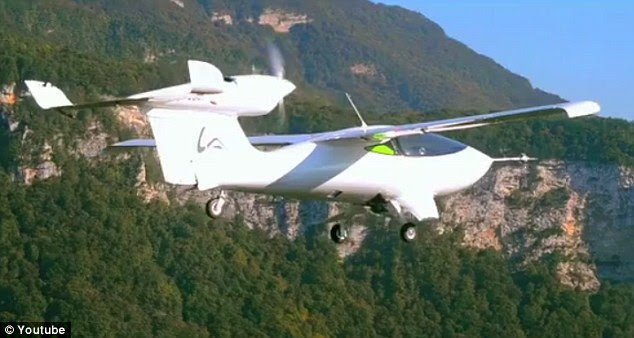 First it's a plane... The LISA Akoya can sail or fly depending on the wishes of the pilot (or captain)