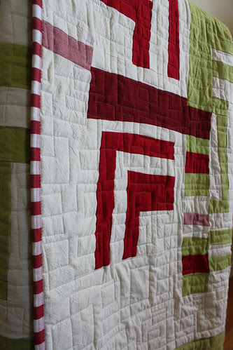 Green and Red Split Log Cabin Quilt