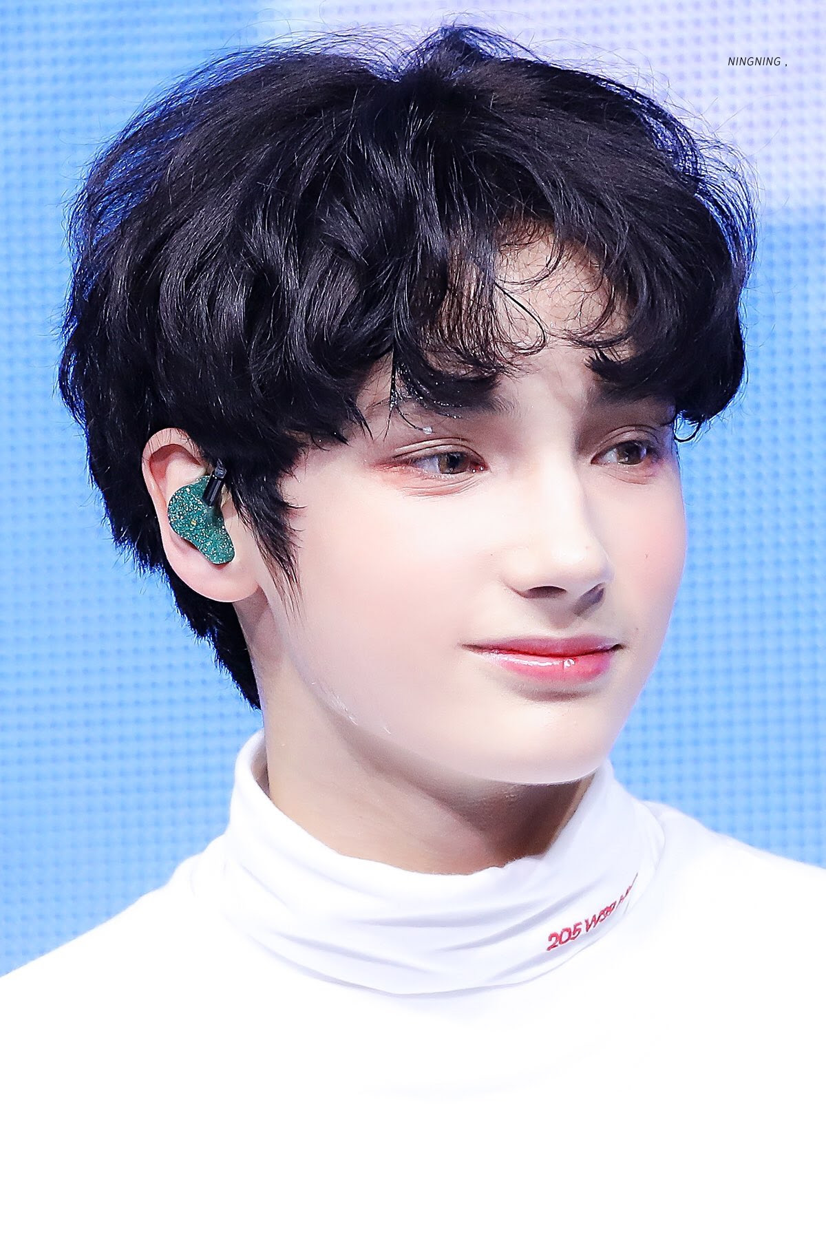 Huening Kai's picture that was uploaded not too long ago ~ pannatic