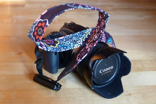 Figure 8 strap