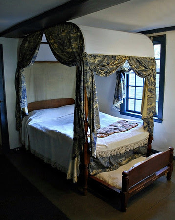 Master Bedroom Trundle Bed circa 1820-1825.