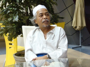 gambar terkini mohd sayuti omar