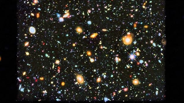 Imagen de campo profundo del telescopio espacial Hubble