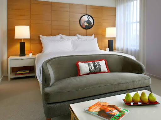 Hotel «21c Museum Hotel Cincinnati», reviews and photos, 609 Walnut St, Cincinnati, OH 45202, USA