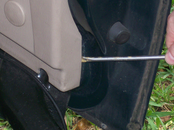 Experiences With My Car: 2000 Honda Odyssey sliding door lock actuator