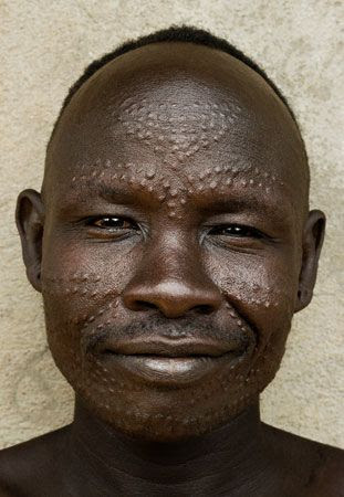 Africa | Portrait of a Bumi man. Ethiopia | © Thomas Miller.