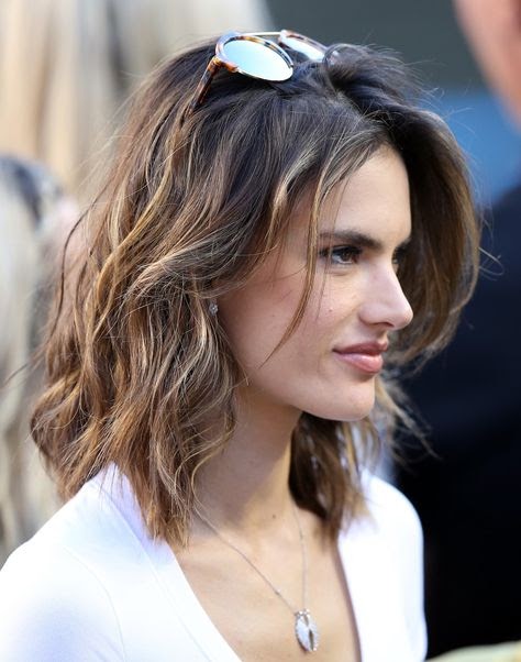 Model Rambut Yang Cocok Untuk Muka Oval - Seputar Model