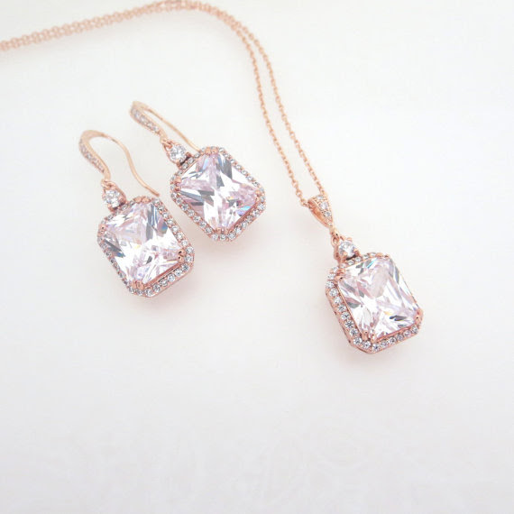 Resultado de imagen para simple bridal jewelry