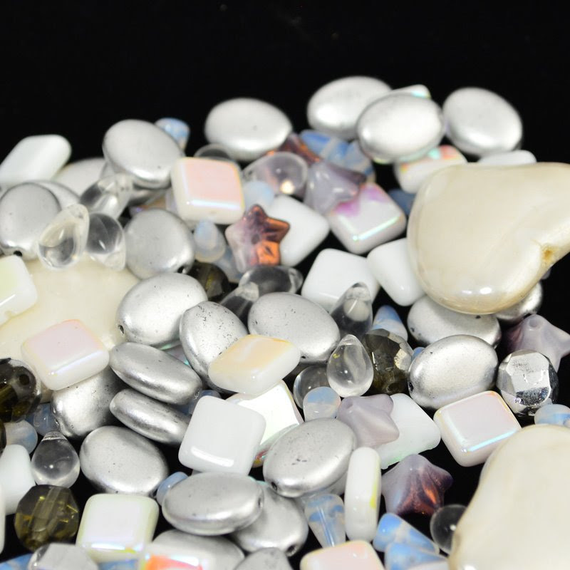 s45074 BeadFX Bead Mix - Czech Glass and Firepolish Mix - Snow Business (Pack)