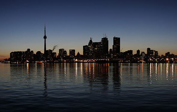 Earth Hour Toronto 2015