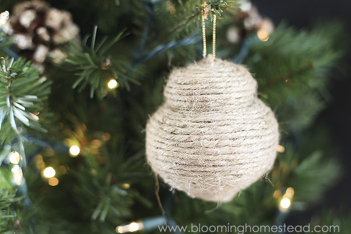 Beautiful Rustic DIY Jute Ornaments- super easy!