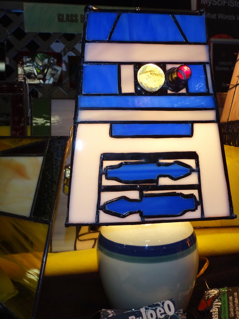 Boston Comic Con 2013 Star Wars R2D2 stained glass lamp R2-D2