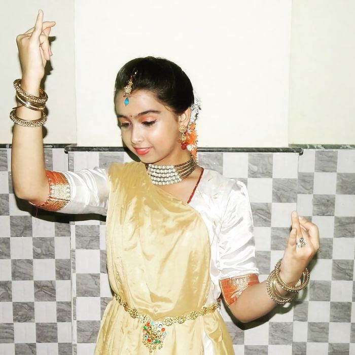 Sparsh adalah penari Kathak